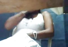 Kocası her şeyin hintporno su dışında penetrasyon sağlar