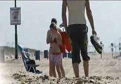 Seksi siyah fahişe alır hıntseks bir bisiklet üzerinde beyaz adam tarafından becerdin