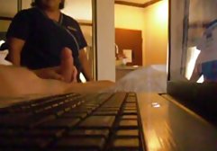 Teen bahis kaybeder ve hıntlısex kedi çıplak gitmek ve parmak